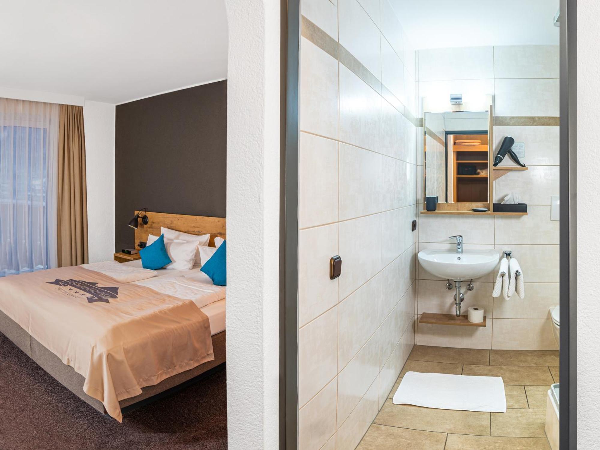Hotel Hanauerlehen - Ruhige & Zentrale Top-Lage - Mit Schwimmbad, Sauna, Parkplaetze & Cafe - Bayerischer Familienbetrieb Schönau am Königssee Pokoj fotografie